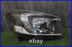 Genuine Vauxhall Vivaro Renault Traffic Headlight Right Drivers 260108099r Genuine Vauxhall Vivaro Renault Traffic Headlight Right Drivers 260108099r
