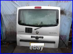 Renault Trafic Mk3 Vauxhall Vivaro X82 2014-2019 Tailgate + Glass Silver 41789 Renault Trafic Mk3 Vauxhall Vivaro X82 2014-2019 Tailgate + Glass Silver 41789