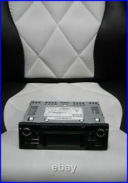 Renault Vivaro 281156951R Stereo Radio CD Player Unused