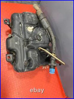 Vauxhall Vivaro/Renault Trafic/Nissan NV300 ADBLUE TANK with FILLER HOSE 1.6 2014 Vauxhall Vivaro/Renault Trafic/Nissan NV300 ADBLUE TANK with FILLER HOSE 1.6 2014