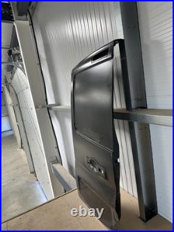 Vauxhall Vivaro rear door. Renault rear door NS. Traffic. Genuine new door