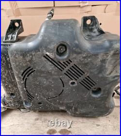 Vauxhall Vivaro/renault Trafic Adblue Tank 172a1178r (30) Vauxhall Vivaro/renault Trafic Adblue Tank 172a1178r (30)