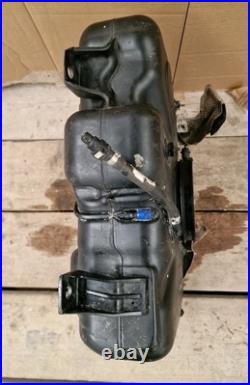 Vauxhall Vivaro/renault Trafic Adblue Tank 172a21178r (29) Vauxhall Vivaro/renault Trafic Adblue Tank 172a21178r (29)