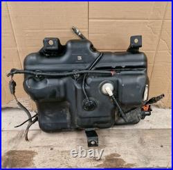 Vauxhall Vivaro/renault Trafic Adblue Tank 172a21178r (32) Vauxhall Vivaro/renault Trafic Adblue Tank 172a21178r (32)
