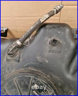 Vauxhall Vivaro/renault Trafic Adblue Tank 172a21178r (32) Vauxhall Vivaro/renault Trafic Adblue Tank 172a21178r (32)