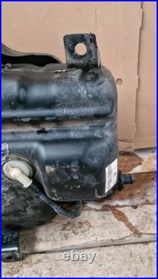 Vauxhall Vivaro/renault Trafic Adblue Tank 172a21178r (37) Vauxhall Vivaro/renault Trafic Adblue Tank 172a21178r (37)