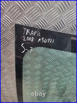 Vauxhall vivaro / renault trafic 2008 on front windscreen glass